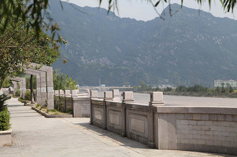 永嘉縣城防工程楠溪江右岸防洪堤工程施工(第三標段)